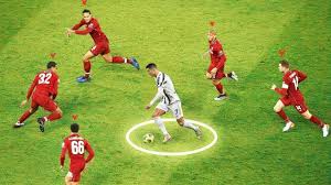 124,640,749 likes · 1,545,749 talking about this. Cristiano Ronaldo Just Loves To Make Defenders Look Stupid Youtube