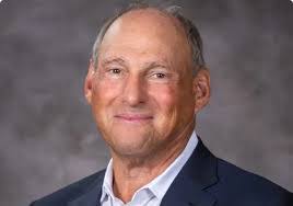 Seth Mackler's Instagram, Twitter & Facebook