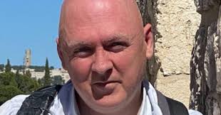 LA Fires: Devastated area looks like 'war zone'