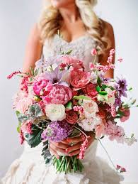 12 Stunning Wedding Bouquets 28th Edition Belle The Magazine Spring Wedding Bouquets Ranunculus Wedding Bouquet Bridal Bouquet
