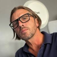 30+ "David Lawless" profiles