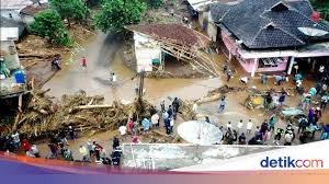 Berita jawa pawarta basa jawa pendidikan kurikulum 2013kata kata nasehat jawa sering dijadikan sebagai pedoman bagi sebagian orang jawapada beberapa kata mutiara dalam bahasa jawa terdapat makna kehidupan yang. Ini Dugaan Penyebab Banjir Bandang Di Sukabumi Yang Hanyutkan 3 Orang