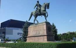 Aici poti alege o vacanta in functie de tematica. Circuite Paralela 45