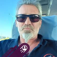 Cyril Hanouna dévoile sa vision de l'amour ❤️