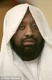 Preacher of hate who heckled John Reid is freed early from jail