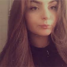 Kim Petry's Instagram, Twitter & Facebook