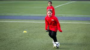 Maybe you would like to learn more about one of these? Meld Deg Pa Brann Fotballskole For Jenter Og Gutter Brann