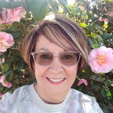 Bonnie Flory's Instagram, Twitter & Facebook