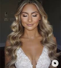 Hairstylist for wedding in Hillsboro, OR?