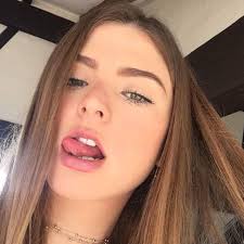 Magaly Marilyn Morales added a...