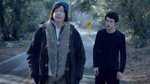 Following a tragedy, a mother and her teen son move to a relative's vacant vacation home, where eerie and unexplained forces conspire against them. Open House Netflix Film Aufnetflix De