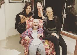 Tristeza!, escreveu o ator paulo betti, em seu perfil no instagram. Gthsphmomgxfum