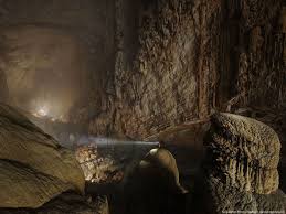 Cea mai mare pestera din europa. Cea Mai Mare Pestera Din Lume Son Doong Vietnam