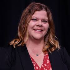 Meet Na'shell Williams. She works for the Housing and Community Services  Department and is one of our amazing employees serving the community every  day. Na'shell shared her "why"