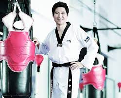 จากกรณีที่ น้องเทนนิส พาณิภัค วงศ์พัฒนกิจ สร้างประวัติศาสตร์คว้าทองโอลิมปิกเหรียญแรกให้สมาคมเทควันโดไทย เอาชนะสเปน คว้าแชมป์เทควันโด. à¹‚à¸„ à¸Šà¹€à¸Š à¹€à¸¥ à¸­à¸à¹à¸¥ à¸§ à¸¢à¸­à¸¡à¸ªà¸¥à¸°à¸ª à¸à¸Šà¸²à¸• à¹€à¸à¸²à¸«à¸¥ à¹€à¸ž à¸­à¸‚à¸­à¹€à¸› à¸™à¸„à¸™à¹„à¸—à¸¢ à¸«à¸§ à¸‡à¸žà¸²à¸— à¸¡ à¸„à¸§ à¸²à¹€à¸«à¸£ à¸¢à¸à¸—à¸­à¸‡à¹‚à¸­à¸¥ à¸¡à¸› à¸à¹€à¸à¸¡à¸ª à¹ƒà¸™à¸à¸²à¸™à¸°à¹‚à¸„ à¸Šà¸„à¸™à¹„à¸—à¸¢à¸„à¸™à¹à¸£à¸ à¸ªà¸§à¸ž Fm91 Line Today