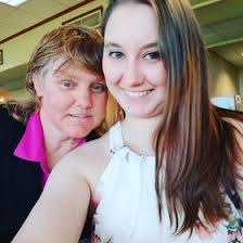 Caitlin Pineda's Instagram, Twitter & Facebook