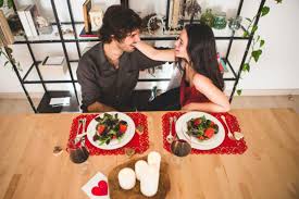4 habitaciones, 3 baños, sala comedor, cocina. Cena Romantica En Casa Con Toque Aragones Menu Para Enamorar En San Valentin Zaragoza Online