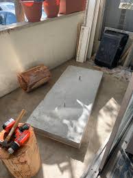 Fill the mold with concrete until it is full. My Friend Wanted To Make A Concrete Coffee Table Due To Poor Planning He Now Has A 800 Lb Block On His Patio He Can T Move Pics