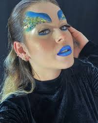 Mariesly Márquez Moreno, oriunda de Seboruco, Estado Táchira, es una  maquilladora profesional reconocida de la región andina, desde muy pequeña,  apasionada profundamente por realzar la belleza de las demás y el arte