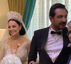 كما يتميز تطبيق أجمل أغاني ديانا كرزون 2021 بتوفير وصول المستخدم للعديد من روابط الاستماع المباشرة المحدثة باستمرار. Ø§Ù„Ø£Ù…Ù† ÙŠØ³ØªØ¯Ø¹ÙŠ Ø²ÙˆØ¬ Ø¯ÙŠØ§Ù†Ø§ ÙƒØ±Ø²ÙˆÙ† Ø¨Ø¹Ø¯ Ø³Ø§Ø¹Ø§Øª Ù…Ù† Ø²ÙØ§ÙÙ‡Ù…Ø§ Ø±Ø§Ø¯Ø§Ø± Ù†ÙŠÙˆØ²