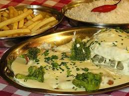 Peixe com alho, alecrim e raspas de laranja, receita petitchef. File A Moda File De Tilapia Empanado Mussarela Molho Branco E Brocolis Foto De Restaurante E Petiscaria Peixe Frito Tres Lagoas Tripadvisor