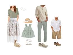 This article will go through outfit tips for family beach pictures. Mnfxr5wsy28xam