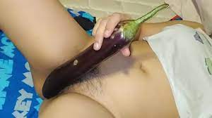 Pinay wife playing with her pussy with eggplant and cucmber - XVIDEOS.COM