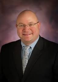 General Surgeon joins Berlin community