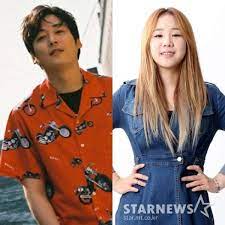 가수 유성은 (32)과 그룹 긱스의 멤버 루이 (31·본명 황문섭)가 2년여 열애 끝에 결혼을 발표했다. ê¸±ìŠ¤ ë£¨ì´ ìœ ì„±ì€ 2ë…„ì§¸ ì—´ì• ì¤' ë‹¹ë‹¹í•œ ëŸ½ìŠ¤íƒ€ê·¸ëž¨ ê³µì‹
