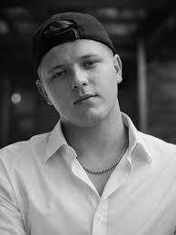 Photos by 𝕟𝕠𝕒𝕙 𝕜𝕣𝕒𝕦𝕤 (@noahjoelkraus) · September 28, 2025