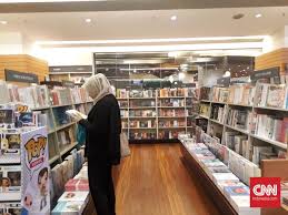 Administrative assistant, kerani, management trainee and more on indeed.com. Nasib Karyawan Gramedia Mal Taman Anggrek Usai Ditutup