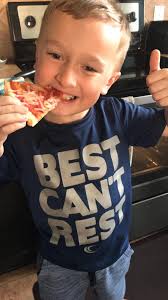 Are there dairy-free pizza and restaurant options in Sevierville, Pigeon  Forge, and Gatlinburg?