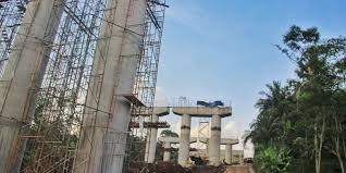 Nah, kebetulan ane lolos nih dan disuruh interview user ke jakarta. Berapa Gaji Karyawan Di Sektor Konstruksi Manufaktur Dan Energi Di Indonesia Tahun 2018 Halaman All Kompas Com
