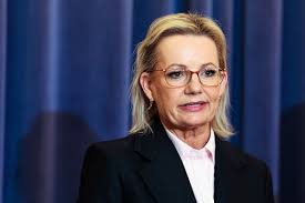 Octogenarian Victorians ousted from NSW Libs, but not before trying to  block appointment of a woman