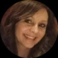 Melinda Laughlin's Instagram, Twitter & Facebook