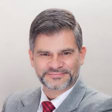 Climb the Ladder: Team Building Leadership Tips