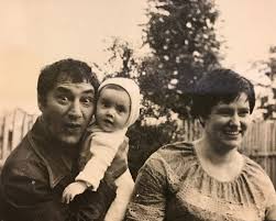 Молодой спартак мишулин о спектакле фунт лиха, 1962 г. Spartak Mishulin Zhena I Lichnaya Zhizn Aktera