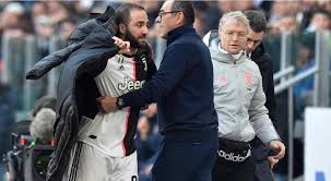 L'unico calciatore certo di restare è cuadrado che sarà confermato, molto probabilmente, nel ruolo juventus, i terzini del mirino di paratici. Giocatori Juve Contro Sarri Paratici Incontra Chiellini E Buffon