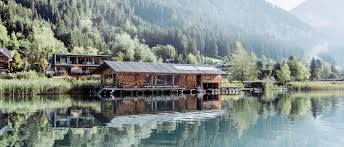 Planen sie ihren urlaub am see in österreich und freuen sie sich jetzt schon auf ihre auszeit im naturpark weissensee. Hotel Am Weissensee In Karnten Ihr Zuhause Am See Seehotel Enzian