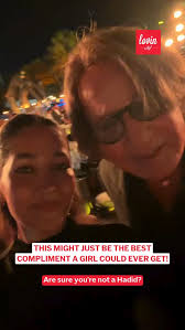 While Palestinian singer Elyanna was performing, an audience member tried  to disrupt her by raising an Israeli flag. #lovinpalestine