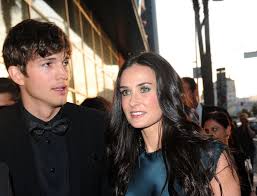 Demi moore look a like (i.redd.it). Ashton Kutcher Ignoriert Affaren Biografie Von Demi Moore Promiflash De