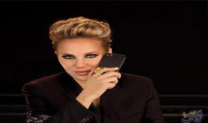 شيرين رضا تتألق في 3 فساتين بالأسود والذهبي والأخضر