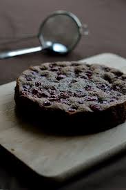 Mit einem stück backpapier abdecken. Kirsch Nuss Schokokuchen Von Herbs Chocolate Gastbeitrag Munchner Kuche