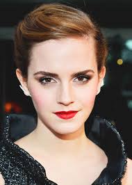 21 Times Emma Watson Has Been The Most Flawless Woman Of The Decade Sac Ve Makyaj Emma Watson Sac
