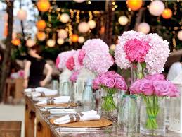 Average cost of a wedding florist. How Much Does A Wedding Cost Broken Down