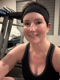 One of the goals I set for this year was to get my 5k time under 36  minutes. Today I ran 3 miles in 35:52! I think I'm gonna get to that