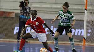 De forma esmagadora pelo benfica, o sporting tentou encurtar as distâncias, fazendo alguns retoques no plantel, com a saída de várias. Futsal Feminino Benfica Vence Derbi Frente Ao Sporting Futsal Jornal Record