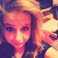 Eva Booth (@evab993)