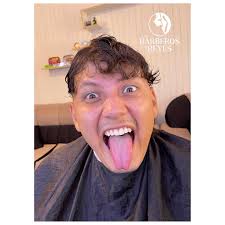 Sin ustedes no podríamos celebrar todos los objetivos logrados este Año ✨  Muchas Gracias #Yacuiba 🍾❤️ por tanto cariño y les deceamos de todo  corazon .. Feliz Año Nuevo !! 🎊 ..