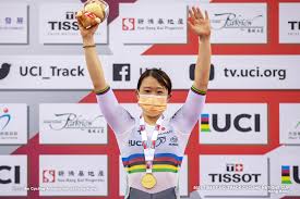 梶原悠未選手の 下の名前は「ゆうみ」 と読みます。 ちょっと珍しい名前ですよね。 年齢は1997年4月生まれで、今年23歳。埼玉県出身。 高校入学した後に、自転車競技を始め、2019年10月のアジア選手権トラック女子オムニアムを4連覇し、w杯女子オムニアム第3・4戦を連覇 。 æ¢¶åŽŸæ‚ æœª More Cadence è‡ªè»¢è»Šãƒˆãƒ©ãƒƒã‚¯ç«¶æŠ€ ãƒ­ãƒ¼ãƒ‰ãƒ¬ãƒ¼ã‚¹ ç«¶è¼ªãƒ‹ãƒ¥ãƒ¼ã‚¹